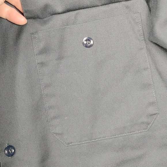 Dickies navy blue long sleeve button down shirt size medium - Picture 4 of 10